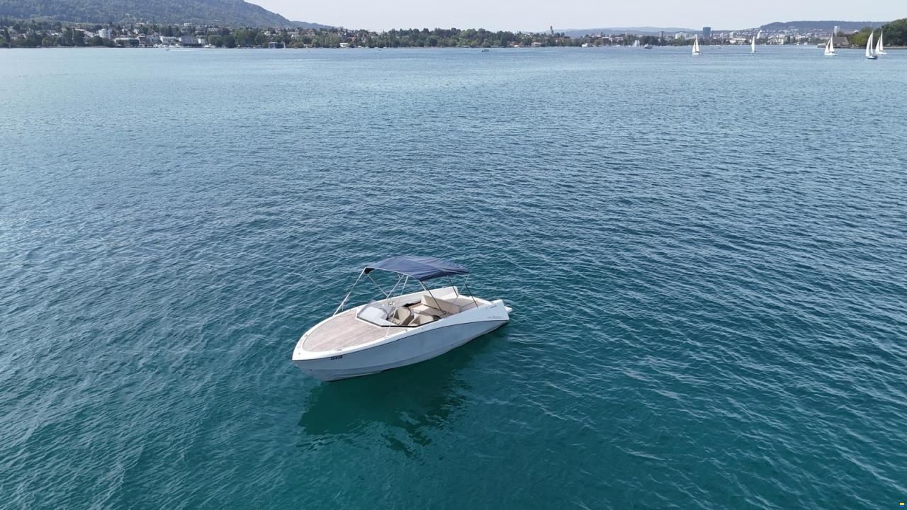 Ganz Boats Ovation 6.8