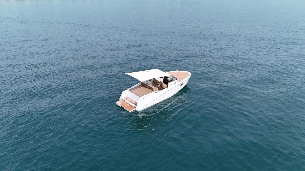 Ganz Boats Ovation 6.8