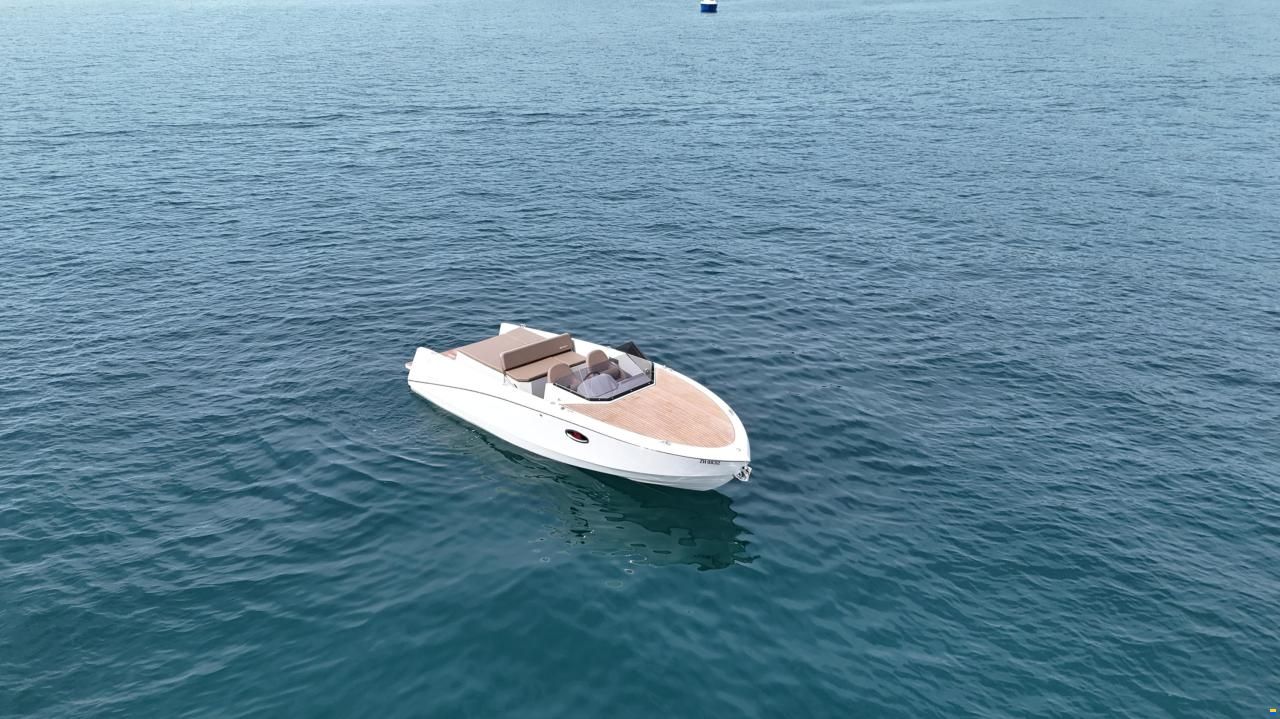 Ganz Boats Ovation 6.8