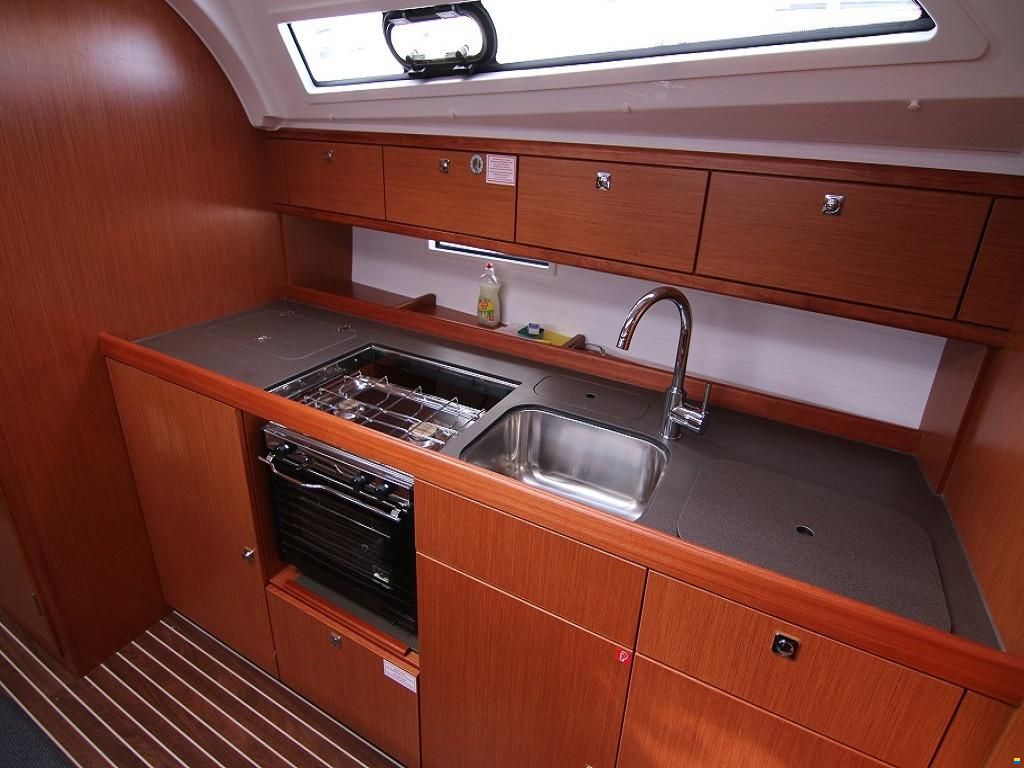 Bavaria 41 Cruiser Basis for negotiation