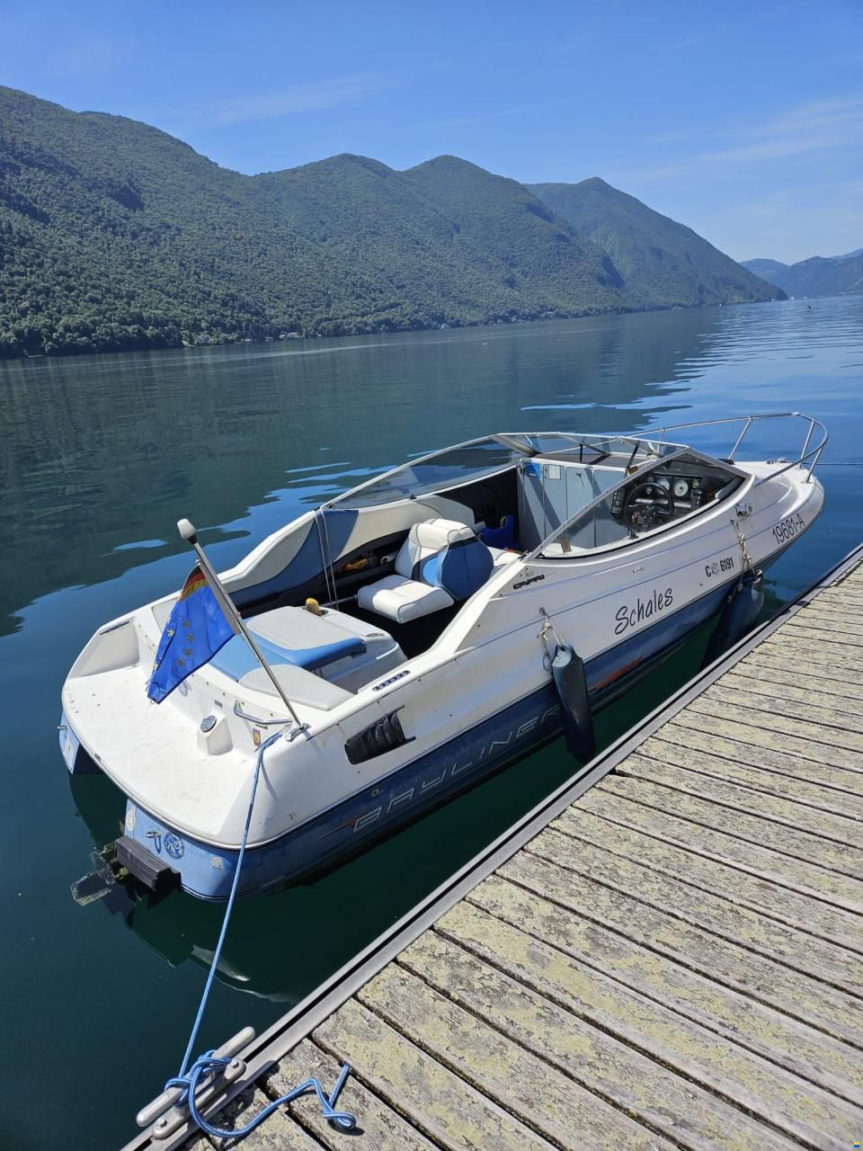 Bayliner Capri 2052