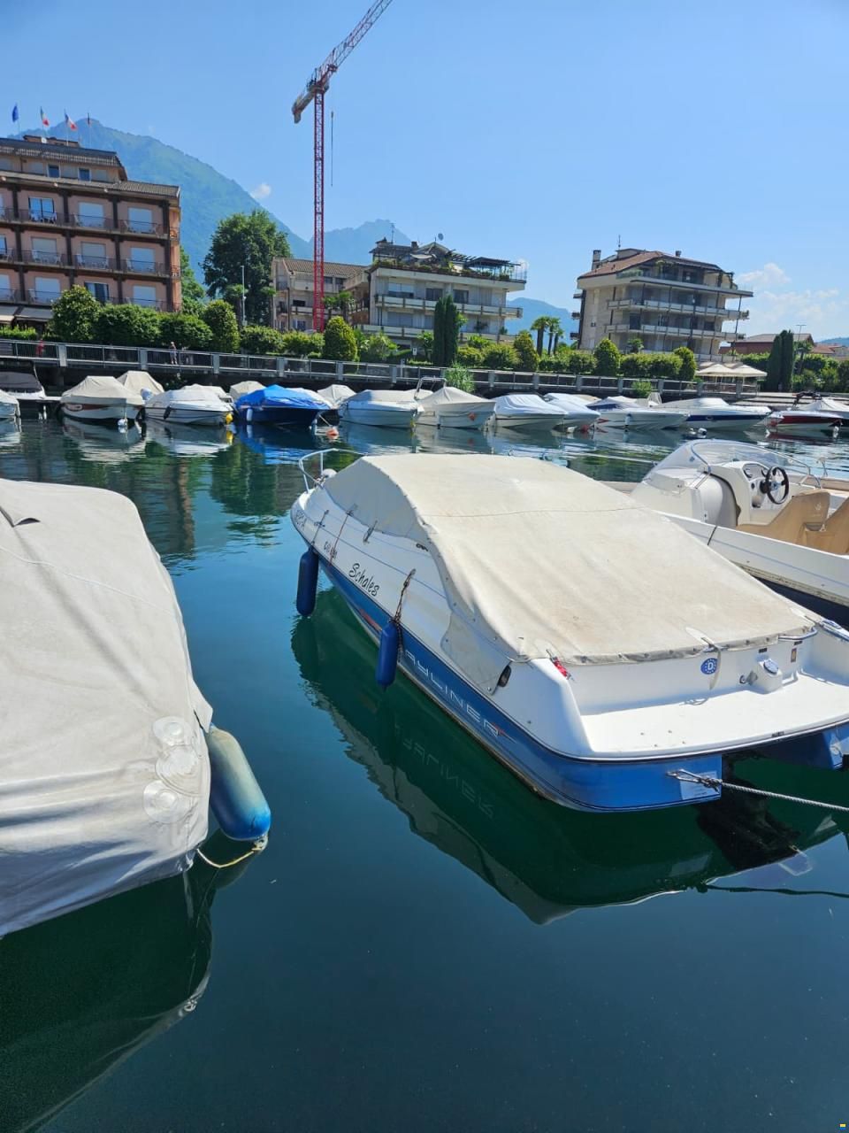 Bayliner Capri 2052
