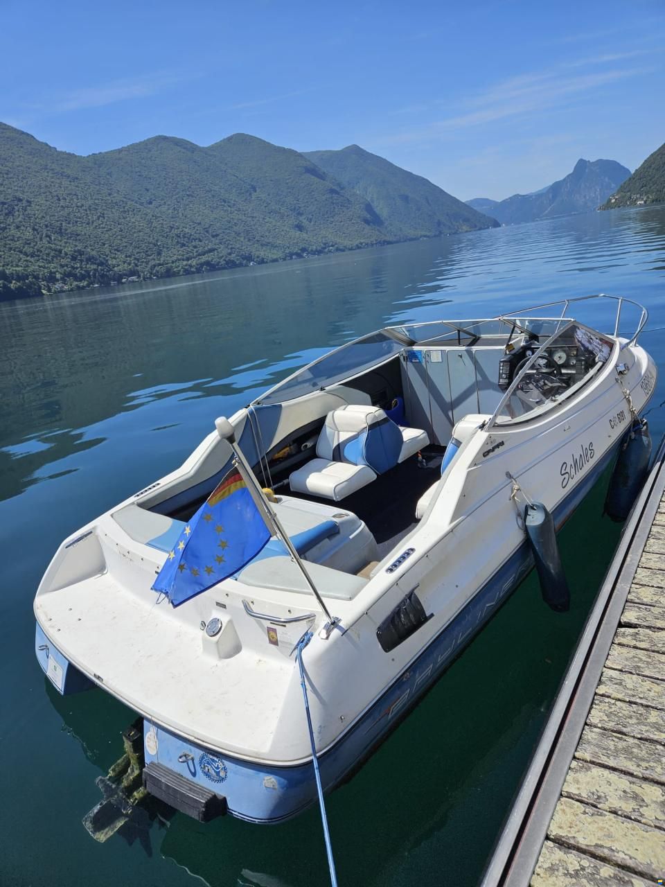 Bayliner Capri 2052