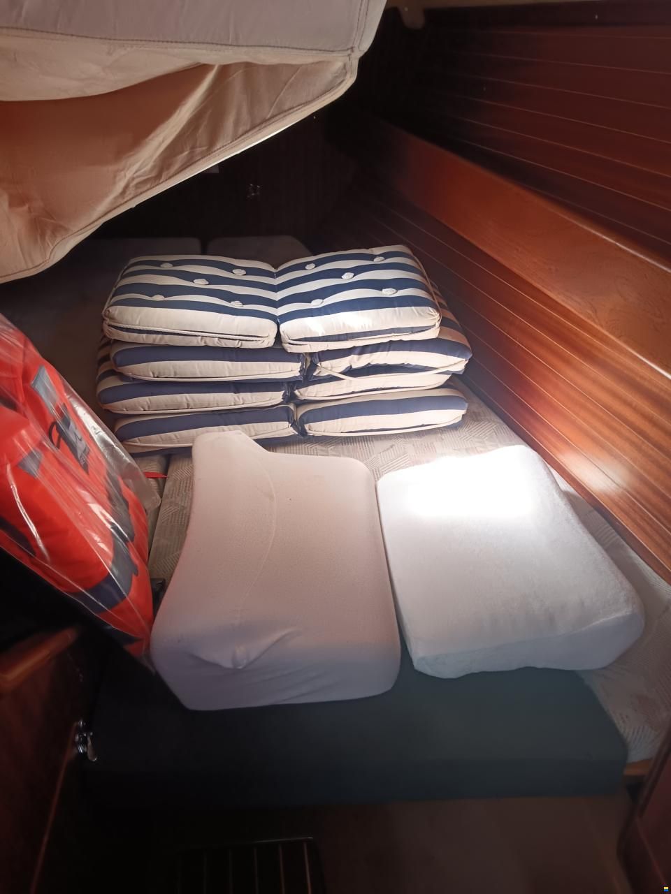 Bavaria 300