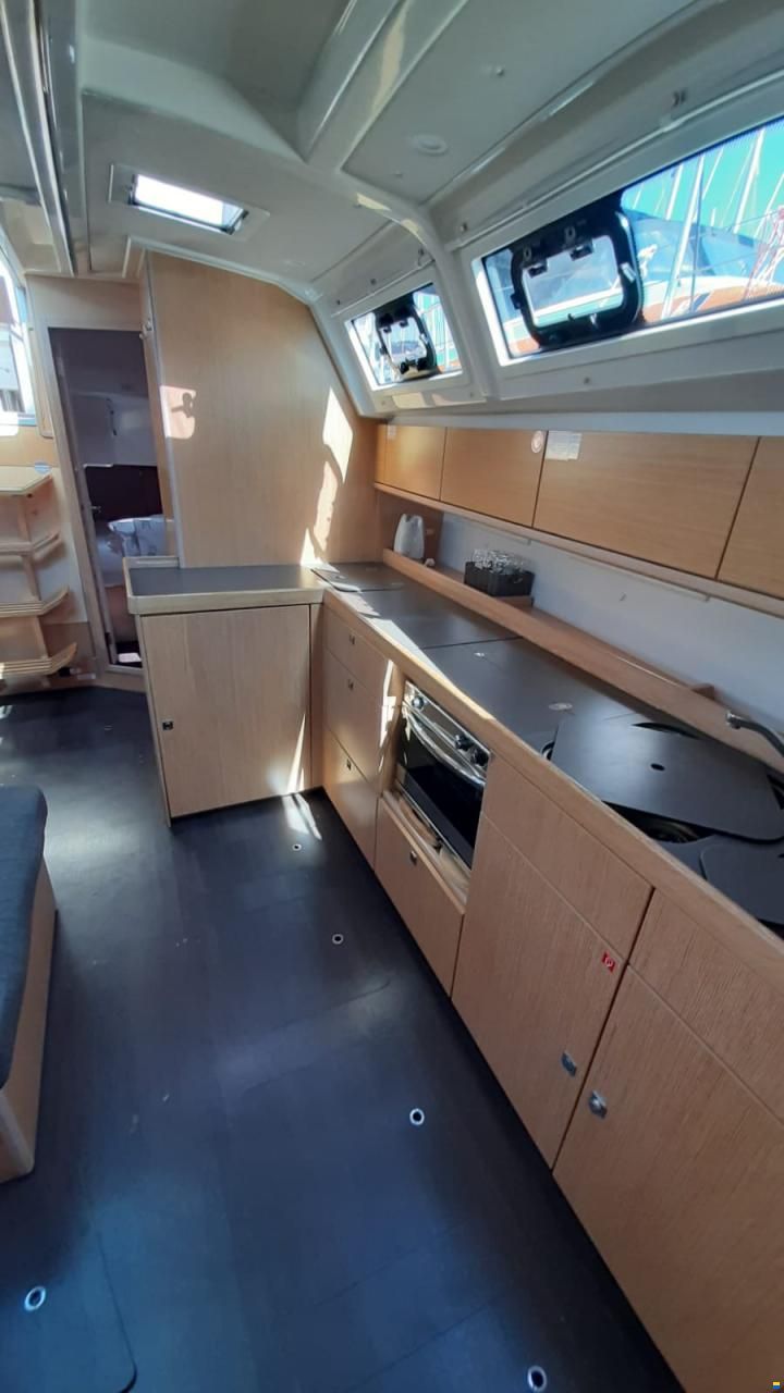 Bavaria CRUISER 46