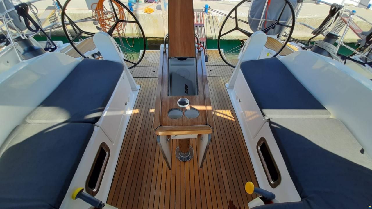 Bavaria CRUISER 46