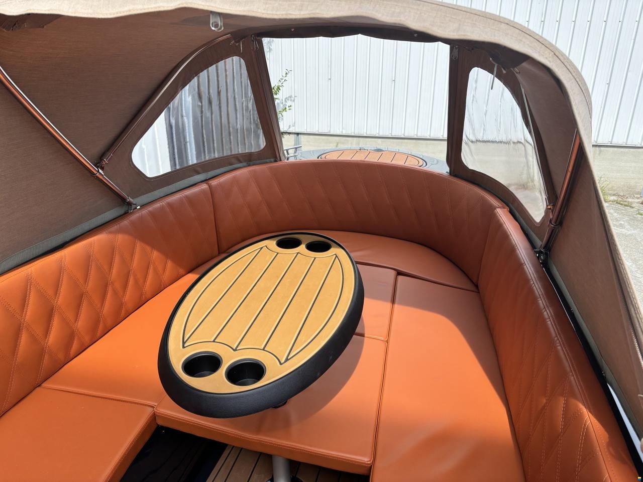Corsiva 500 New Age Tender