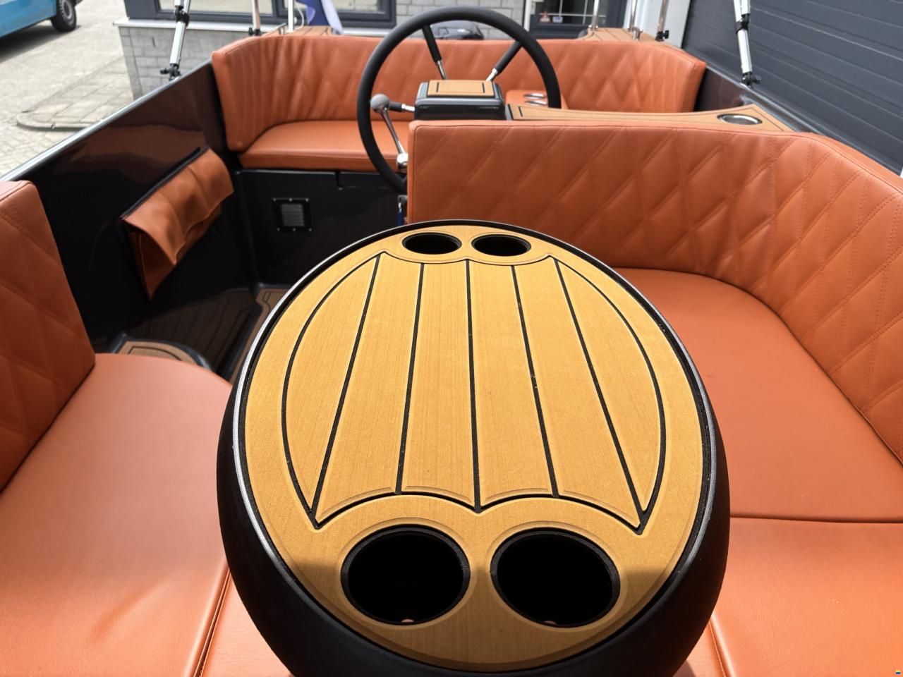 Corsiva 500 New Age Tender