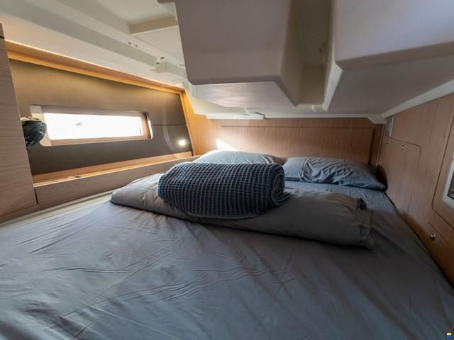 Beneteau Oceanis 46.1