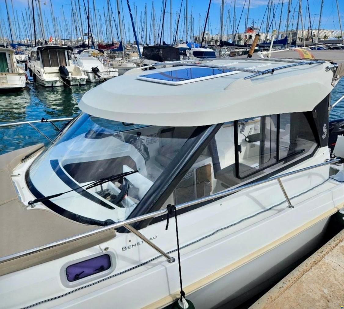Beneteau Antares 780