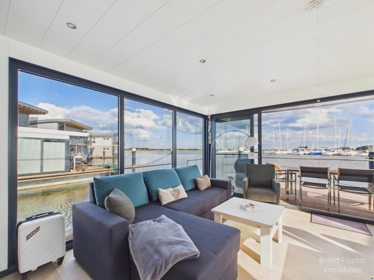 Floating Home 44
