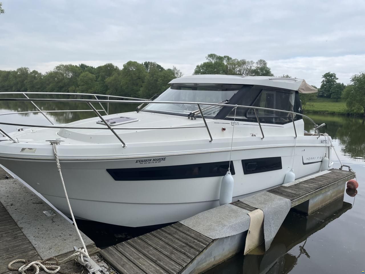 Jeanneau Merry Fisher 885
