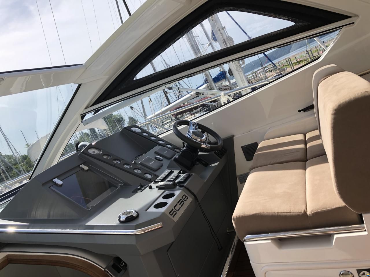 Sealine SC38