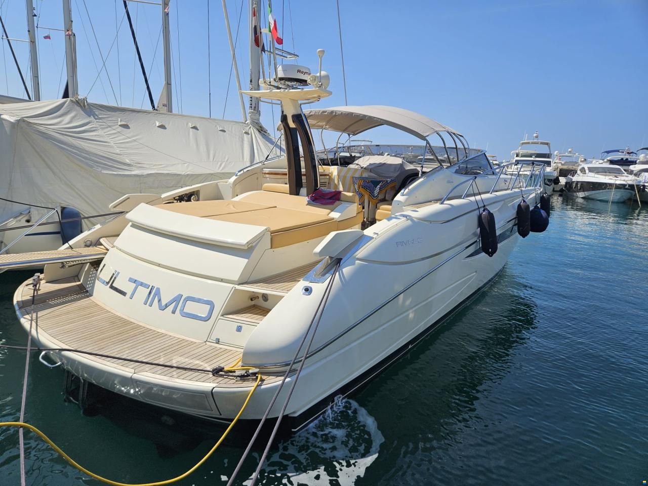 Riva Rivale 52