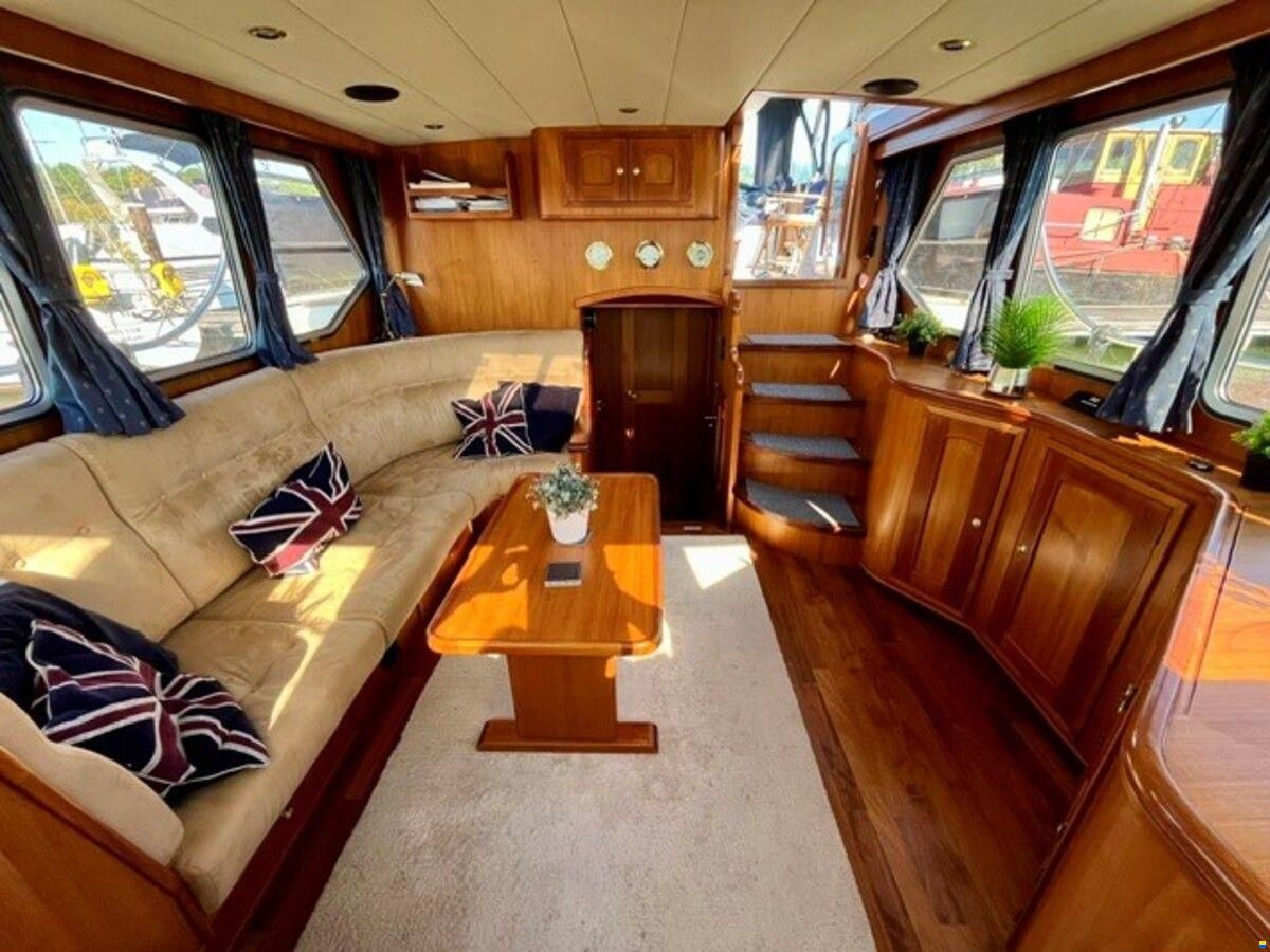 Holterman & De Vries 44 Royal Class