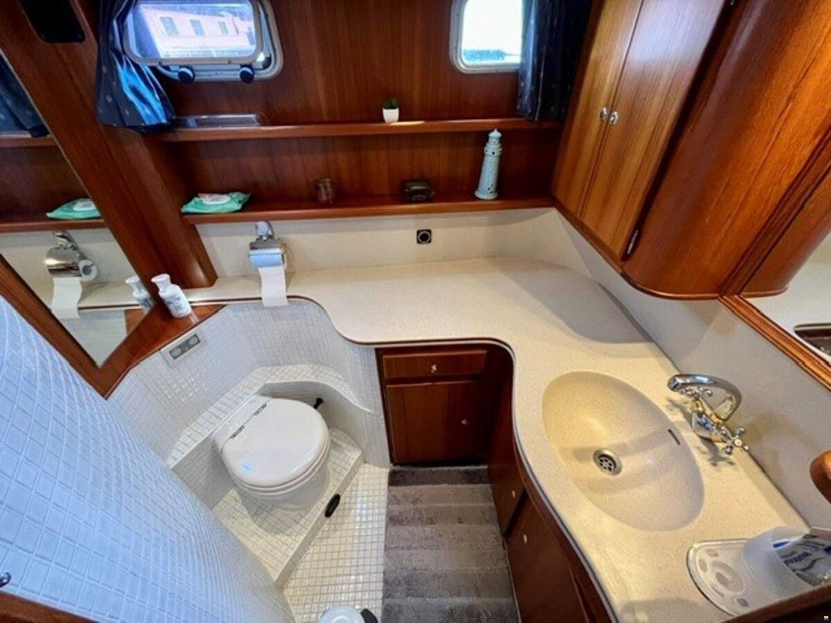 Holterman & De Vries 44 Royal Class