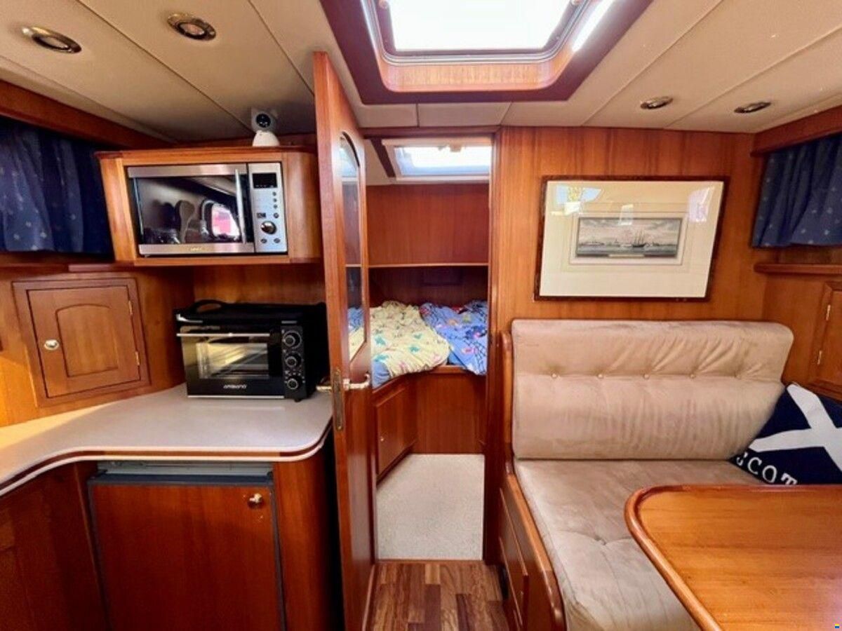 Holterman & De Vries 44 Royal Class