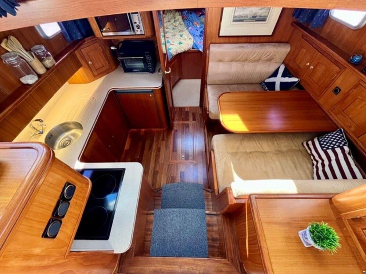 Holterman & De Vries 44 Royal Class