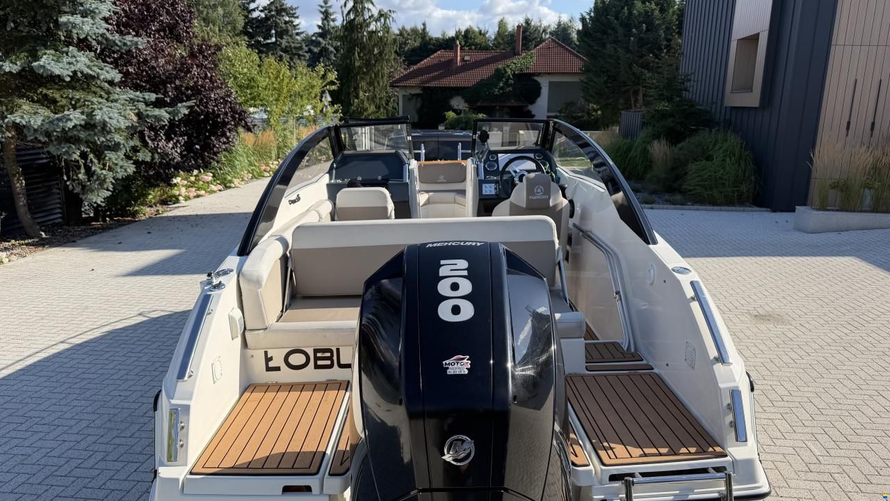 Parker 630 Bow Rider