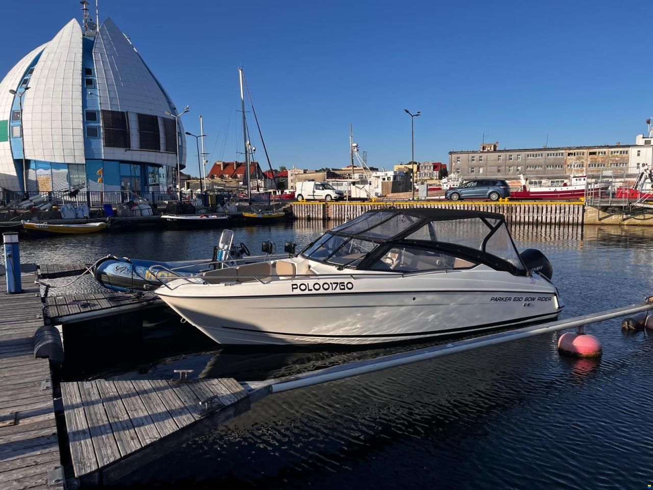 Parker 630 Bow Rider