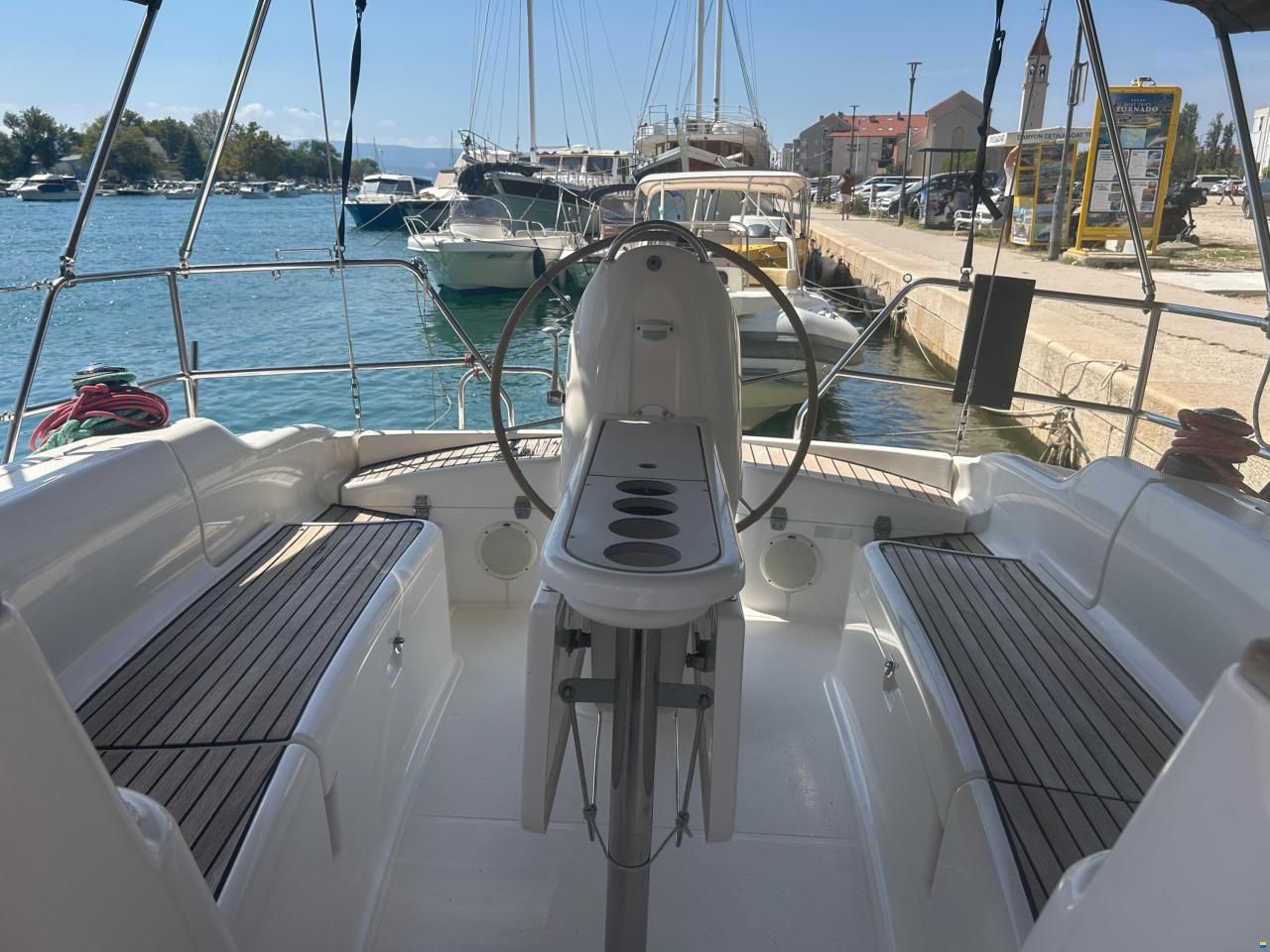 Dufour Gib sea 37