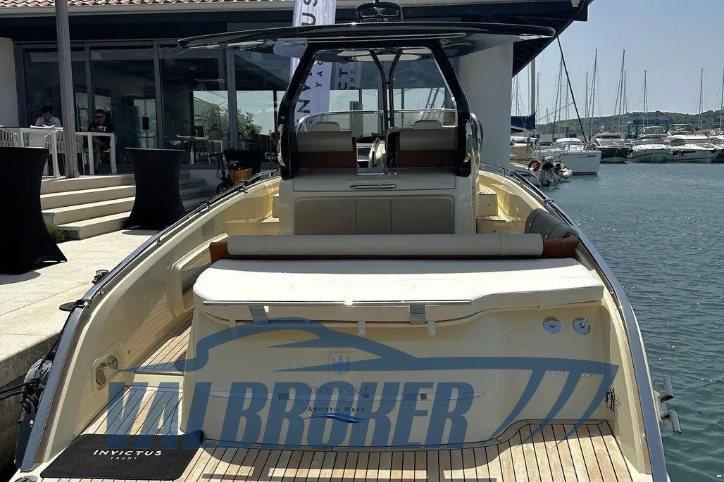 Invictus GT320