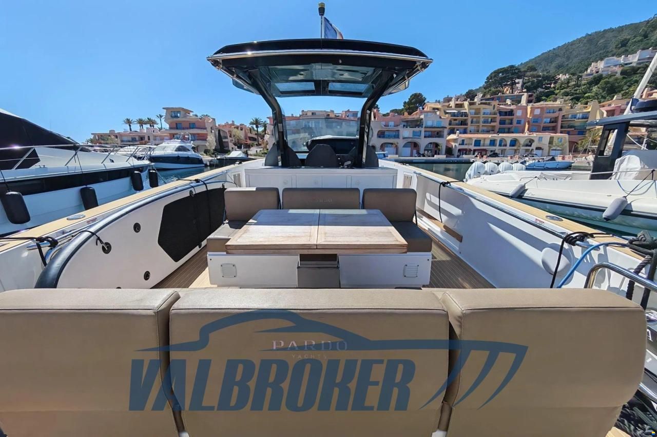 Pardo Yachts 38