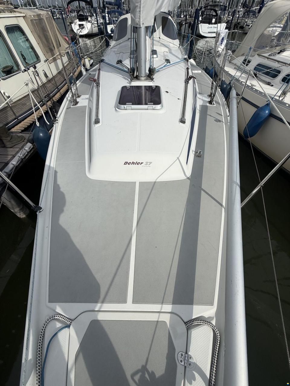 Dehler 37