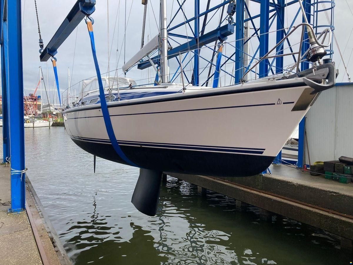 Dehler 37