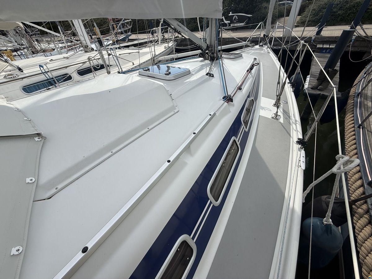 Dehler 37