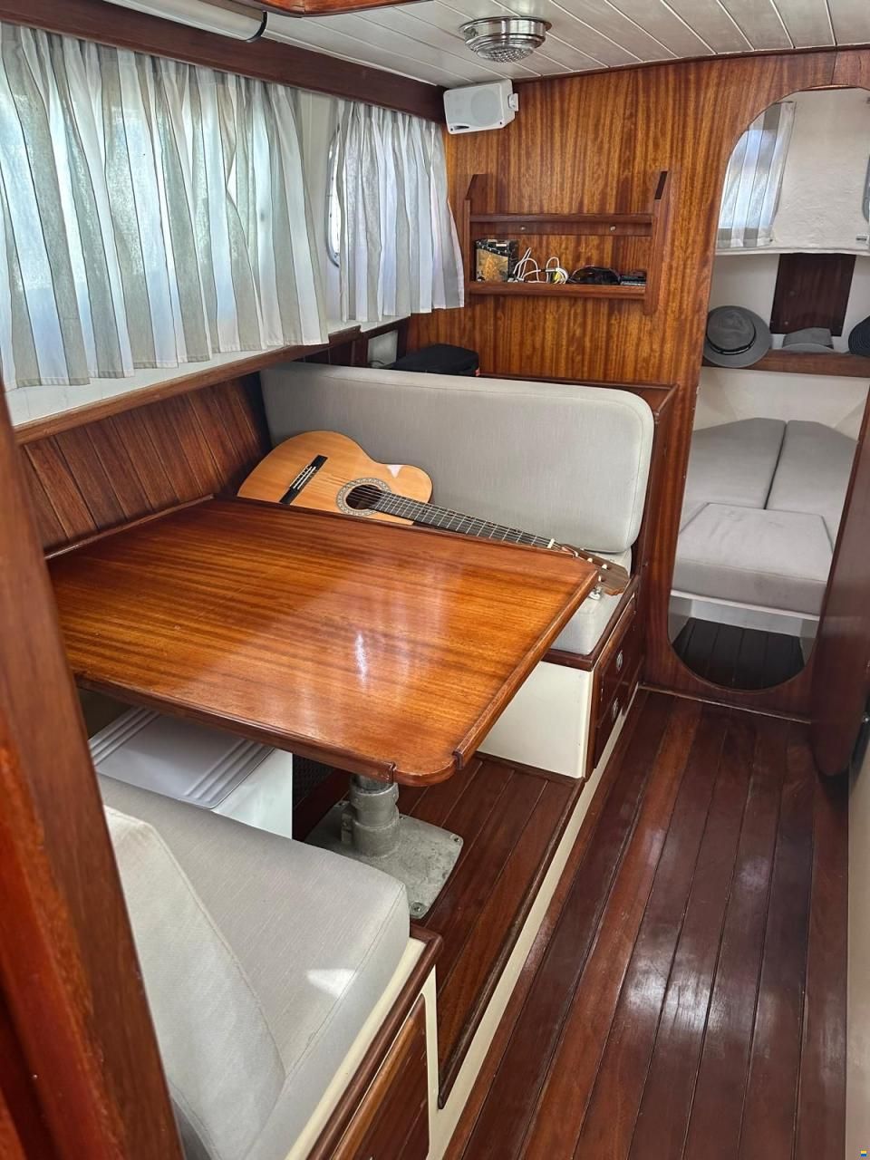 Majoni 45