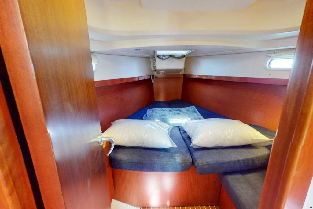 Hanse 385