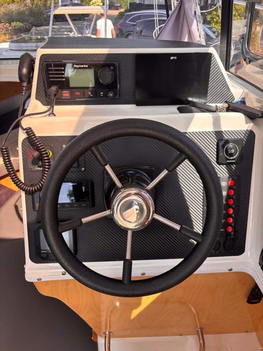 Texas boats 695 Pilothouse