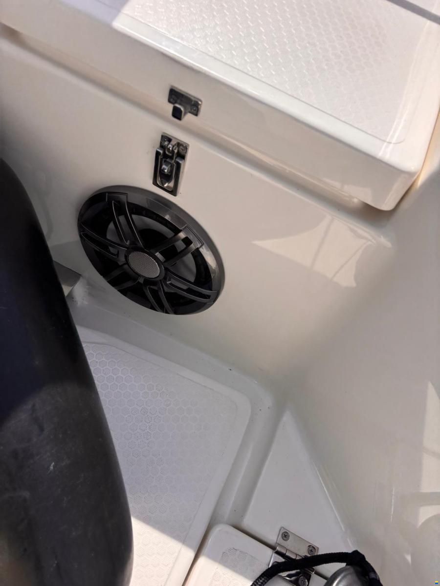 Texas boats 695 Pilothouse