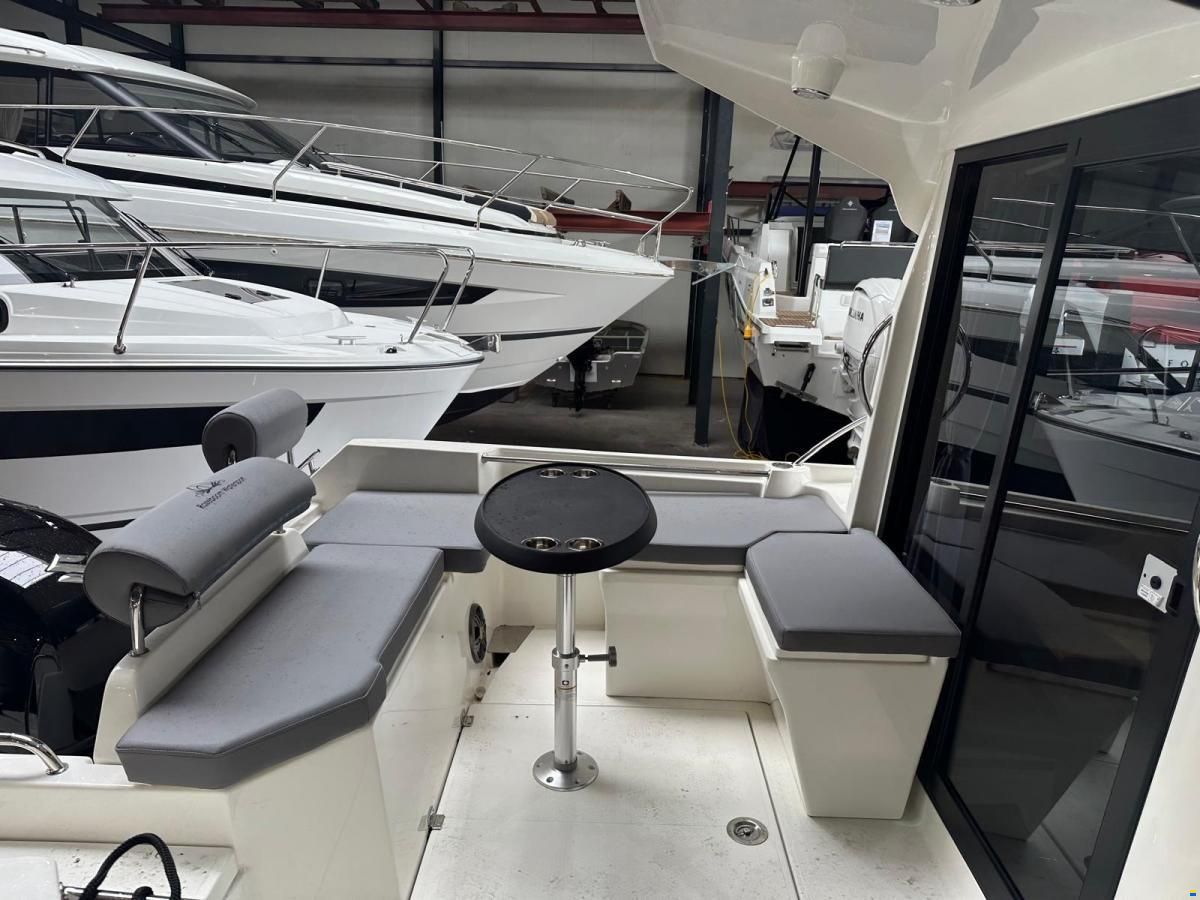 Texas boats 695 Pilothouse