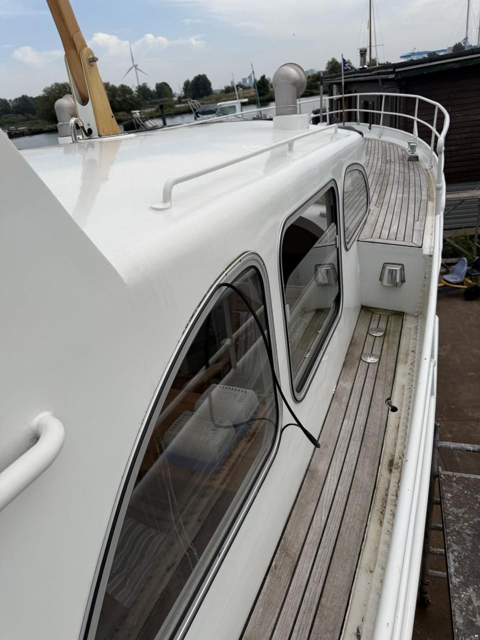 Akerboom Bakdekkruiser 1500