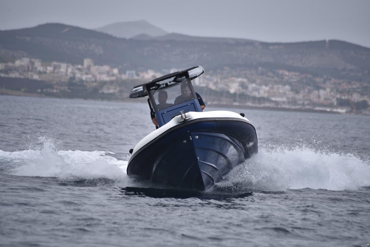 Hydrohulls HH9