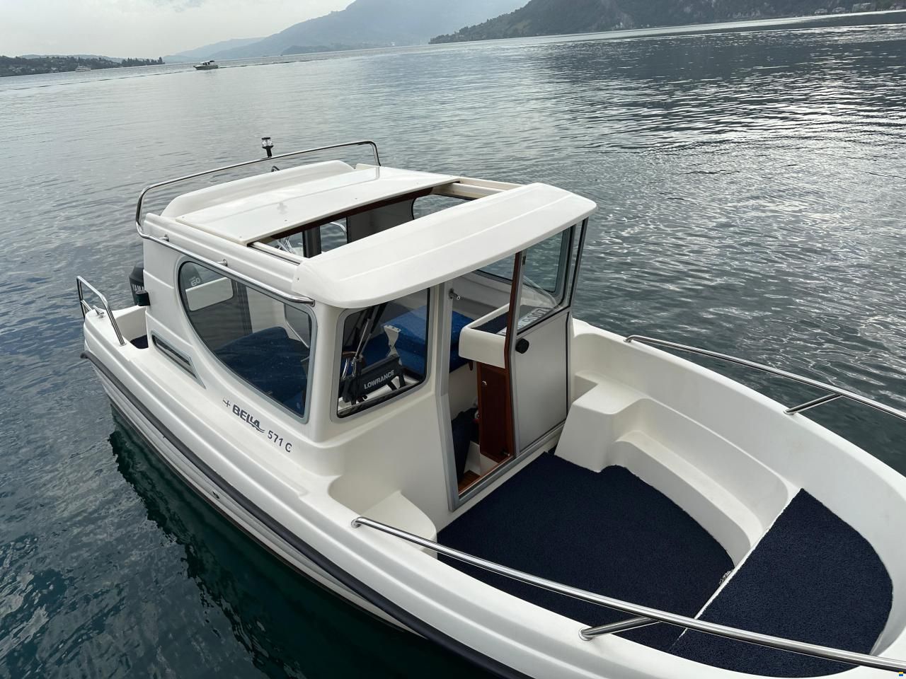 Bella 571 Cabin
