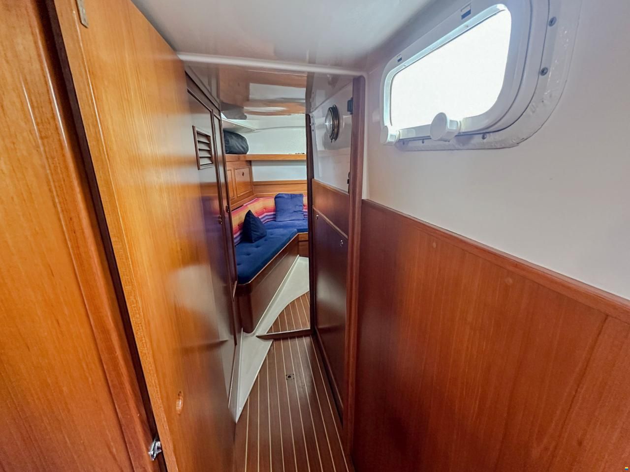 Contest 38 S Winged Keel