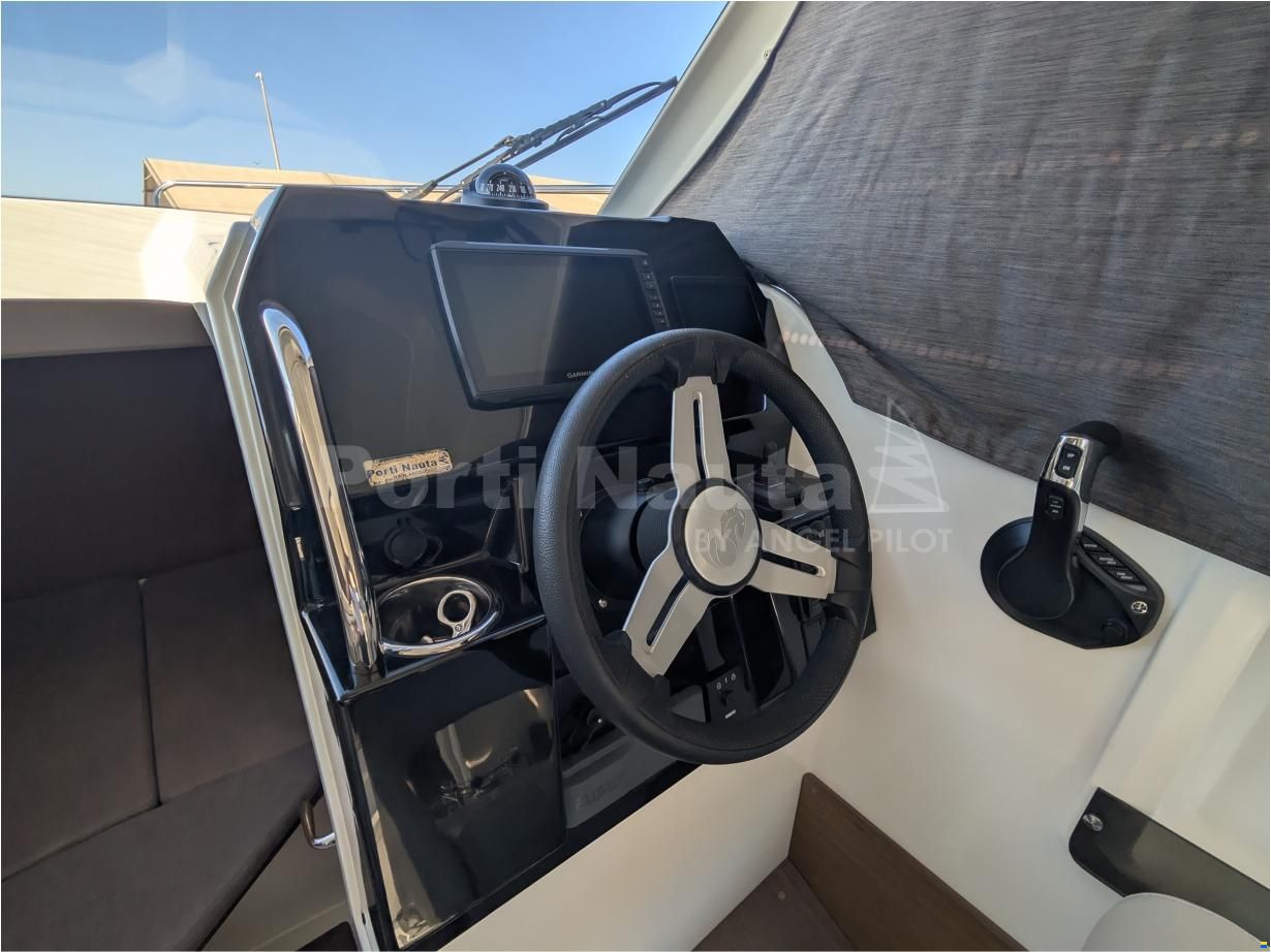 Beneteau Antares 8 OB