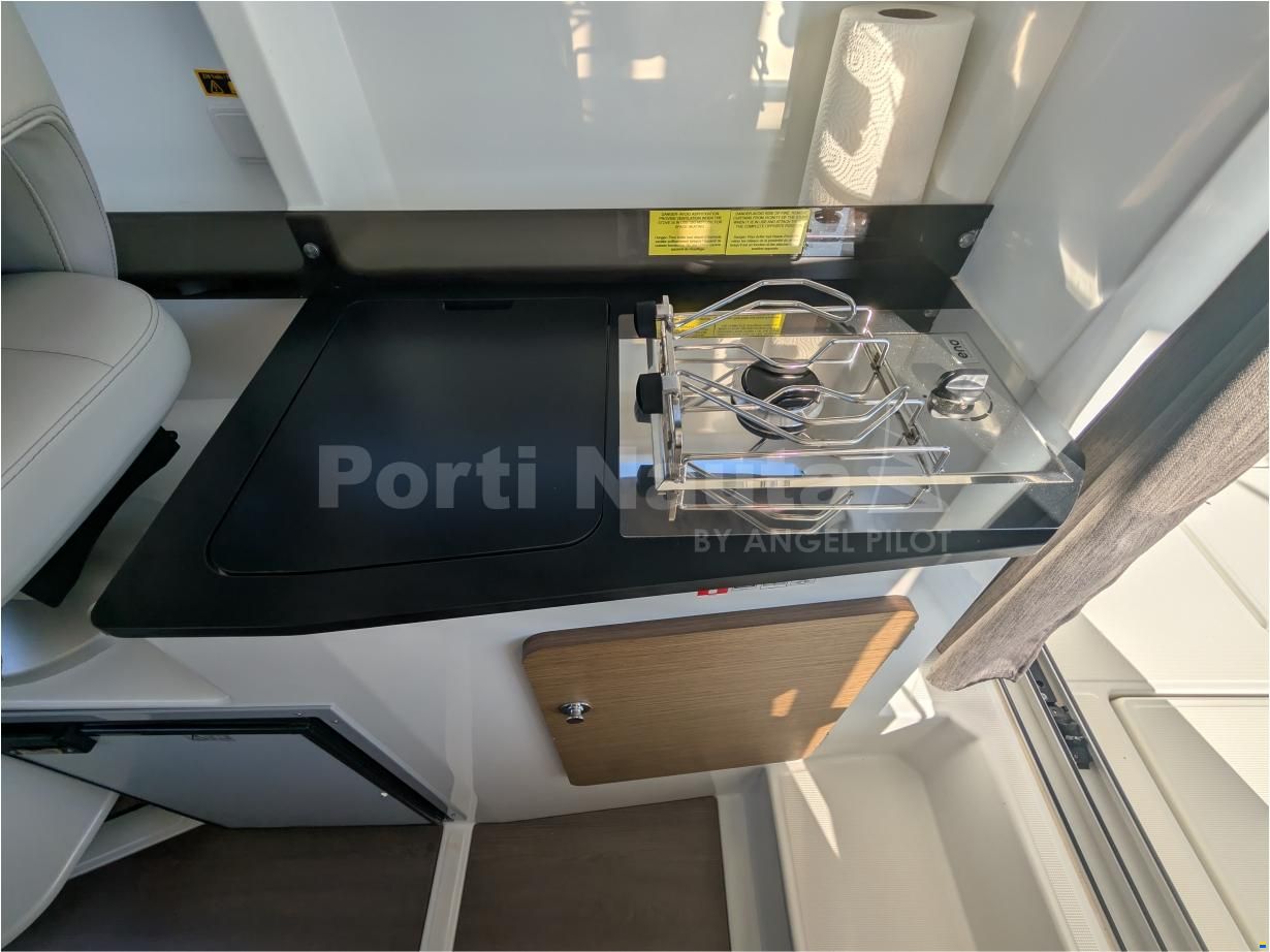Beneteau Antares 8 OB