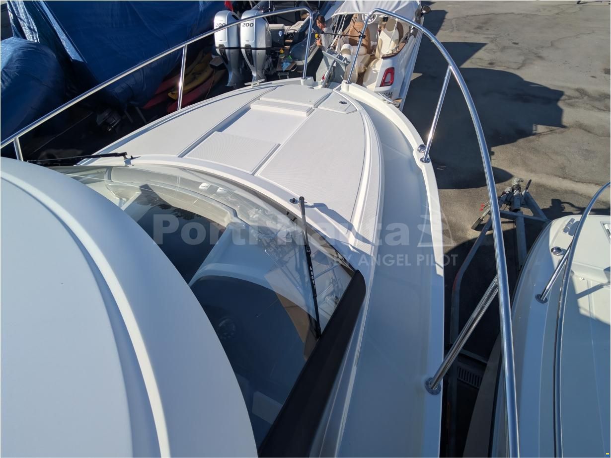 Beneteau Antares 8 OB
