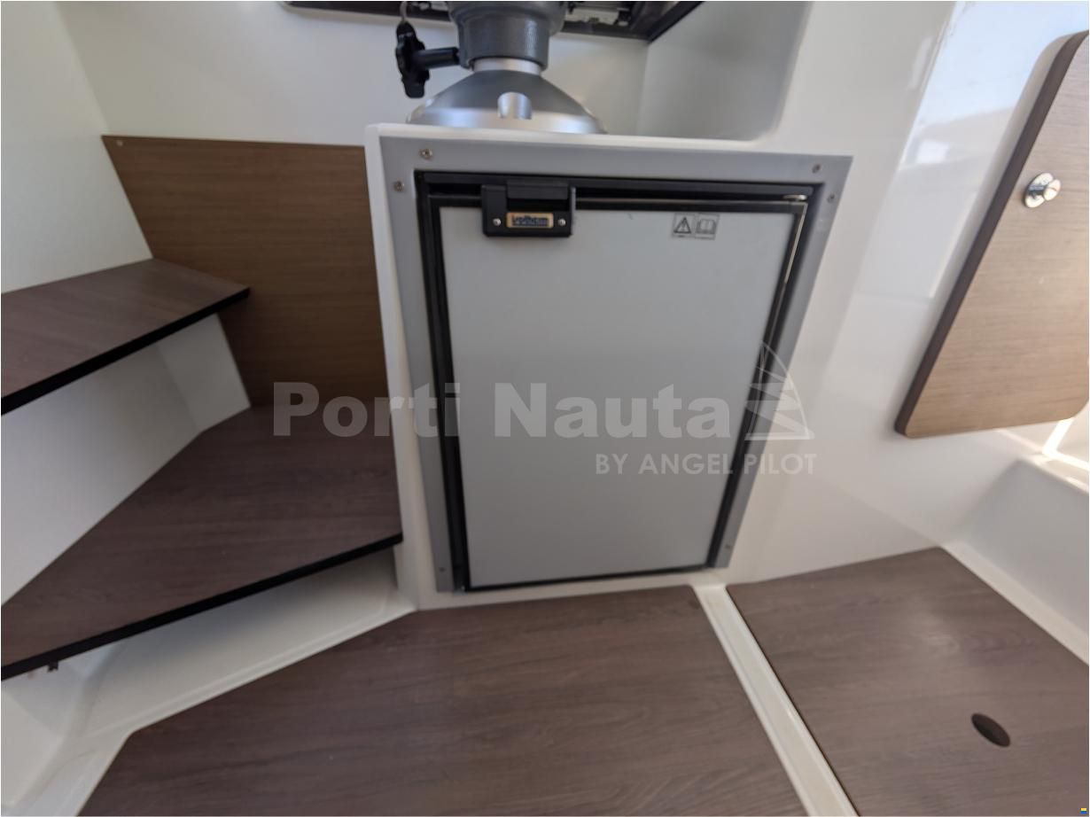 Beneteau Antares 8 OB