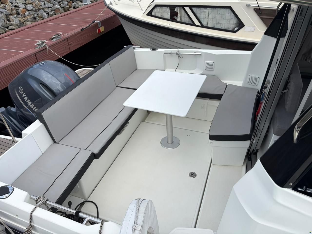 Jeanneau Merry Fisher 795