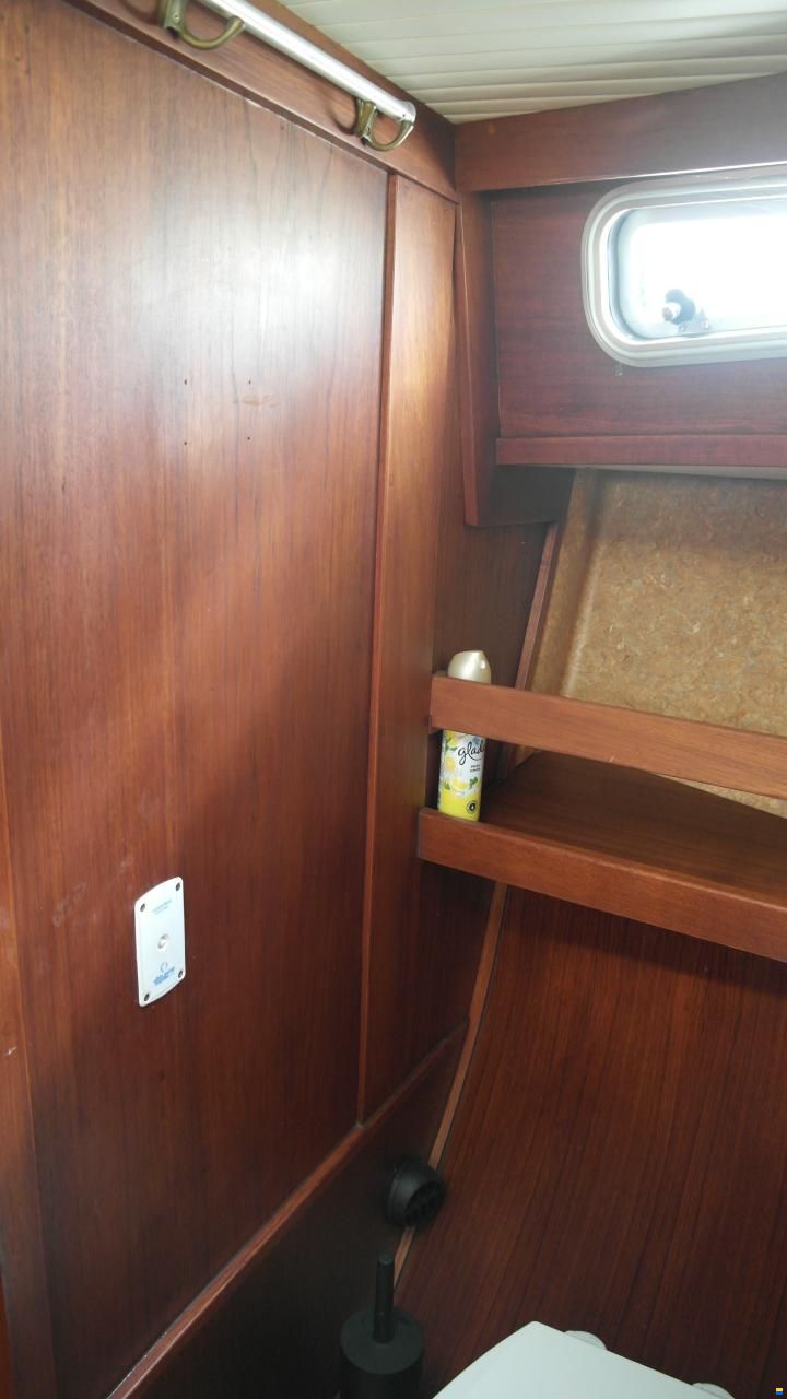 Nauticat 33