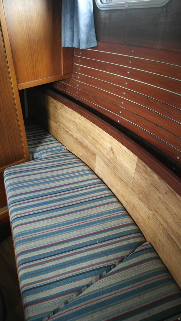 Nauticat 33