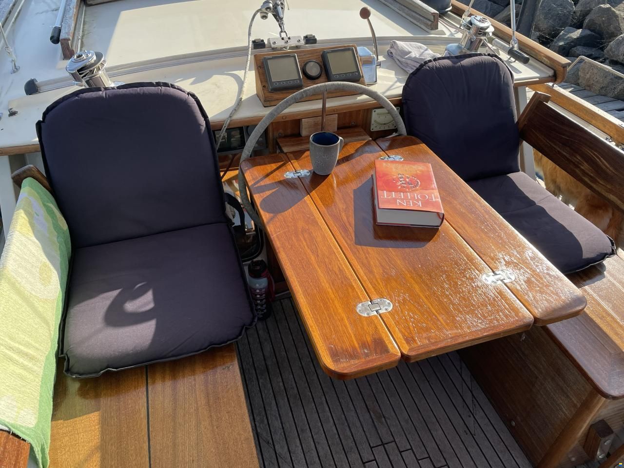 Nauticat 33