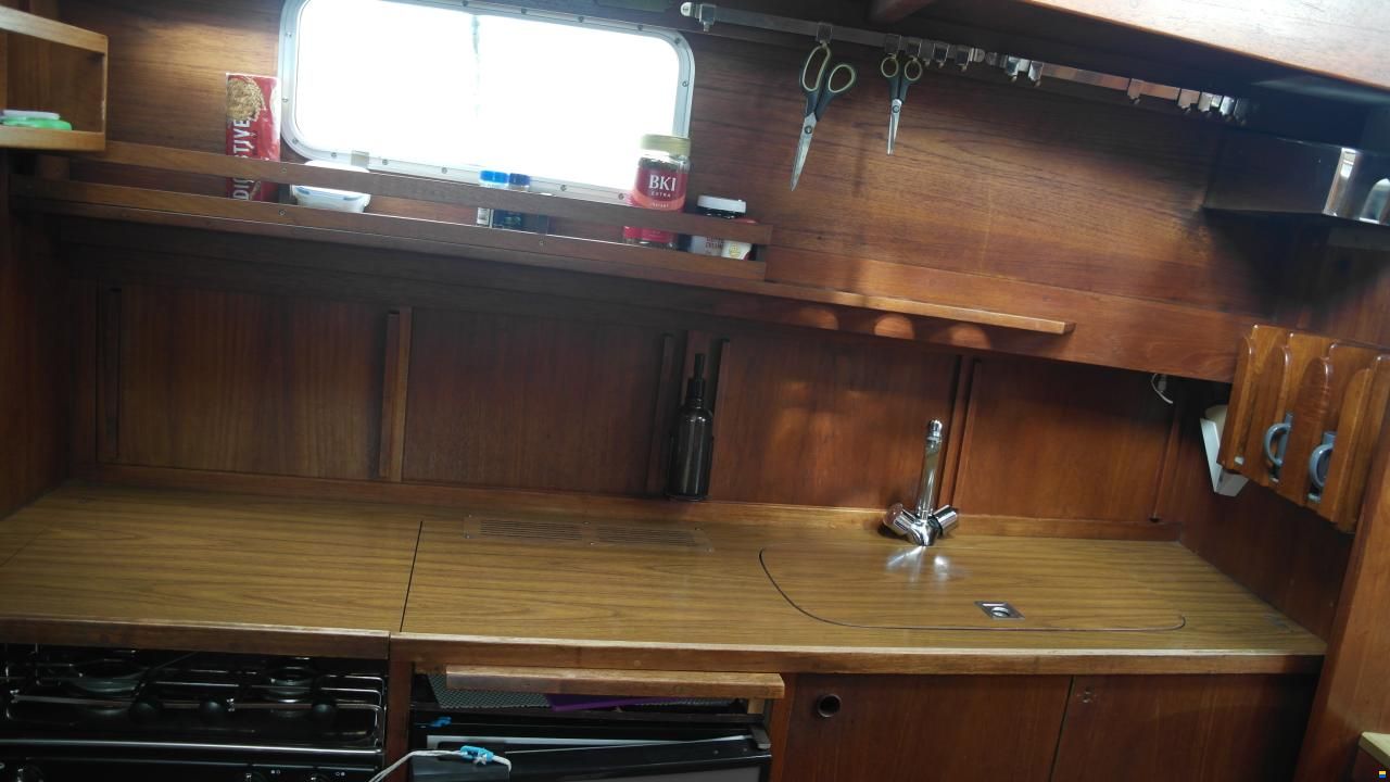 Nauticat 33