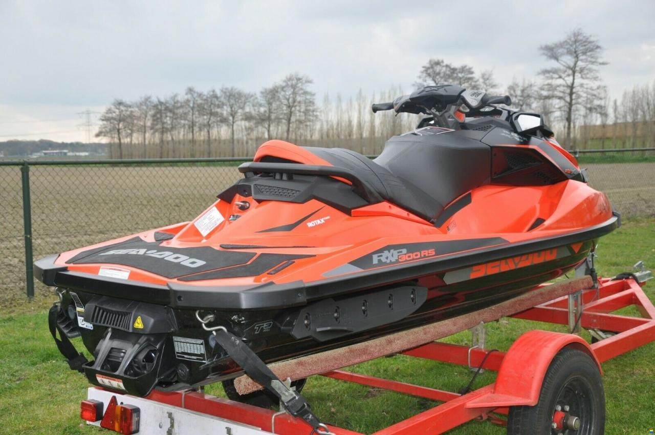 Sea-Doo Jet-ski Sea-Doo RXP 300