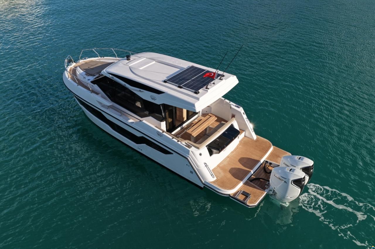 Solara 35